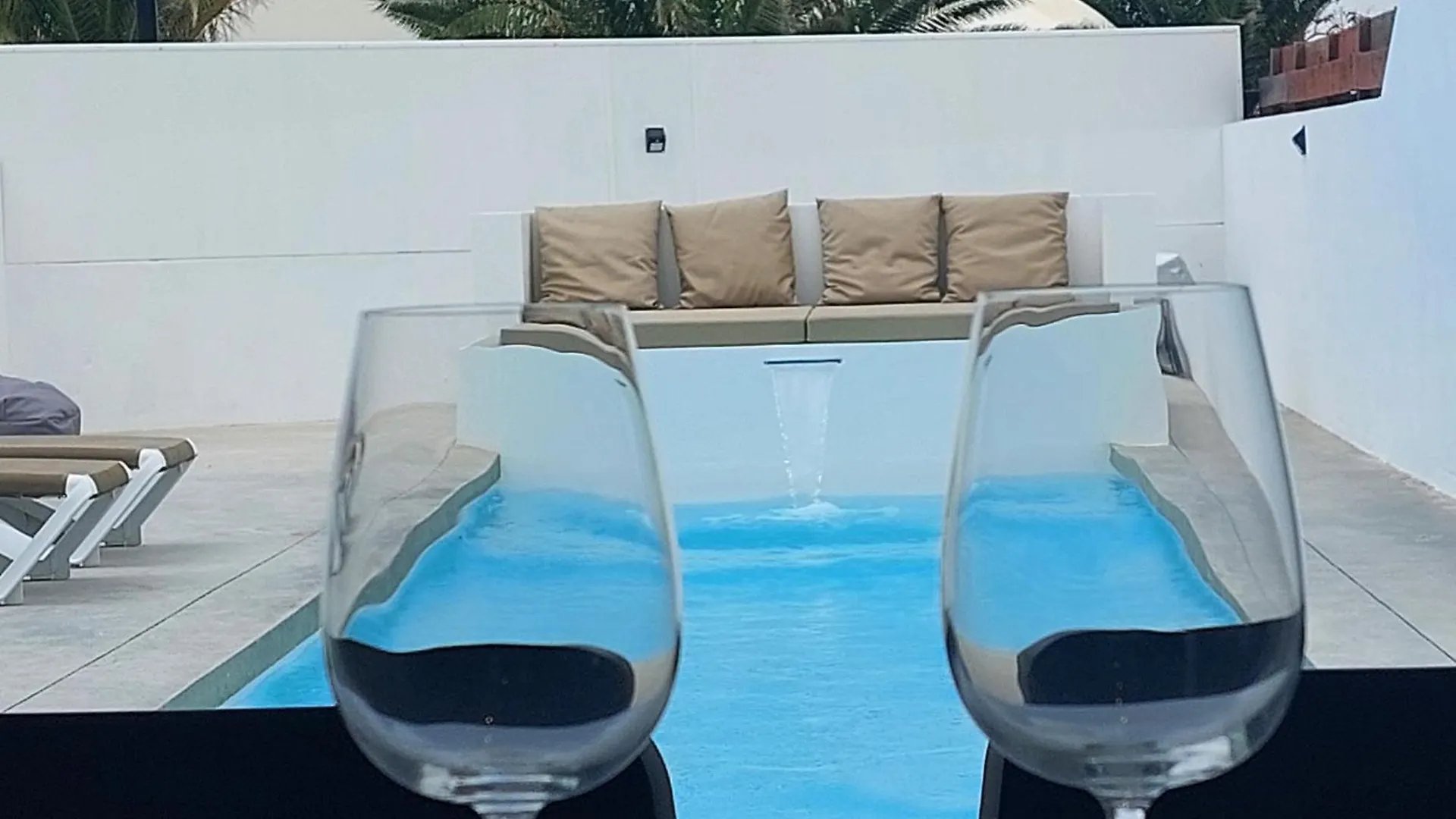 Sun Sea Villa-Heated Pool Corralejo Villa